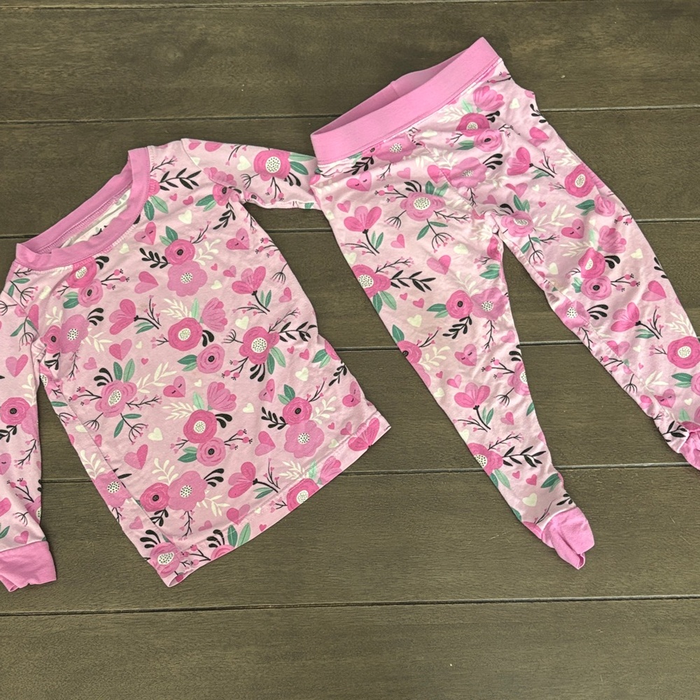 Little Sleepies OG htf sweetheart floral print 12/18 months long sleeve pajamas